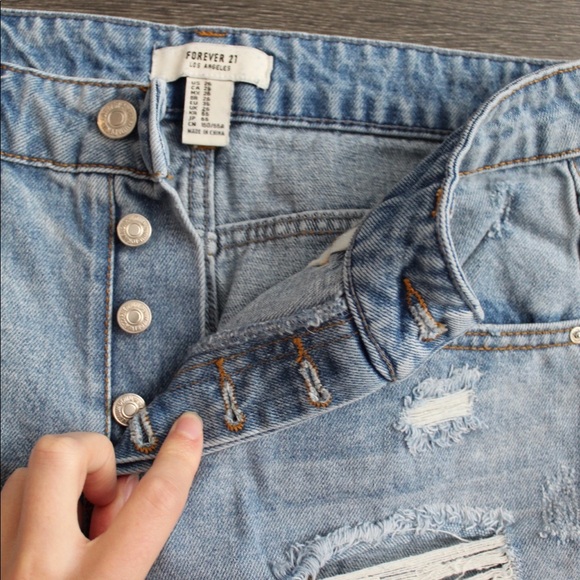 Forever 21 jean shorts - Picture 2 of 3